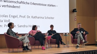 Zum Artikel "Podiumsgespräch mit Prof. Dr. Nicolas Engel auf der DGfE Herbsttagung"